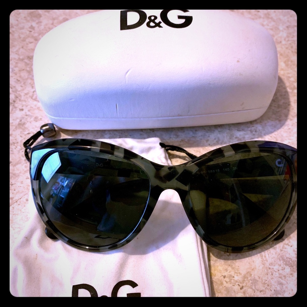 D&G Black and Grey Sunglasses
